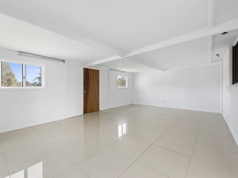 15  Kenneth Crescent, Dean Park NSW 2761