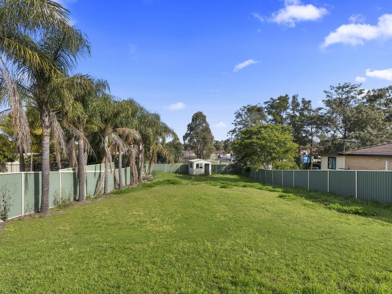 15  Kenneth Crescent, Dean Park NSW 2761