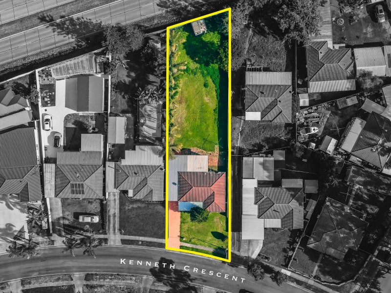 15  Kenneth Crescent, Dean Park NSW 2761