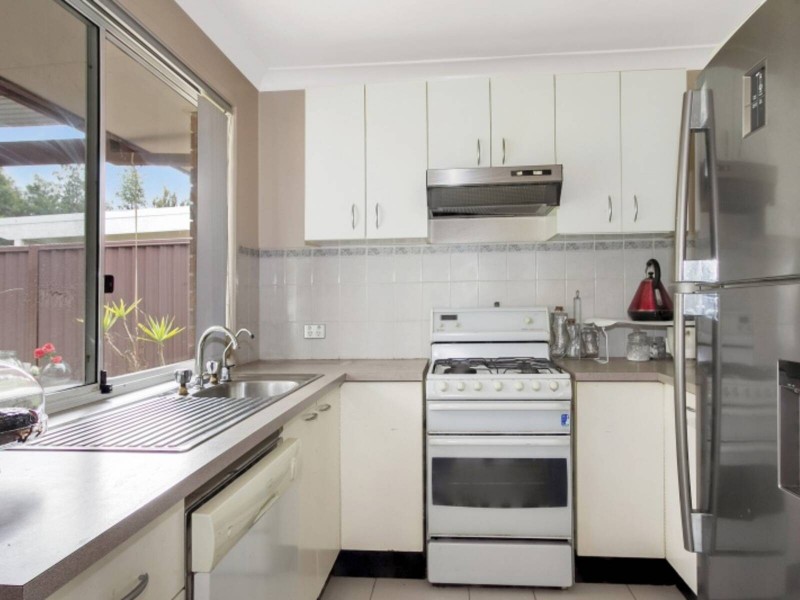 83 Foxwood Avenue, Quakers Hill NSW 2763