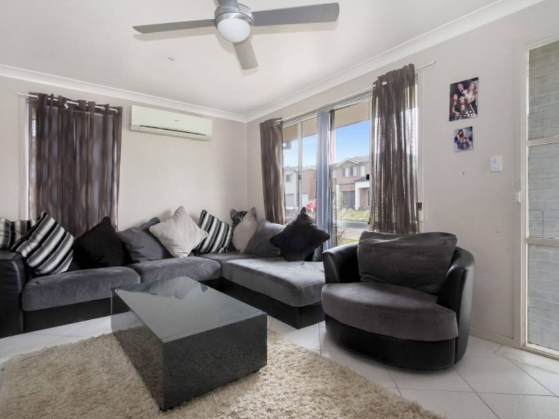 83 Foxwood Avenue, Quakers Hill NSW 2763