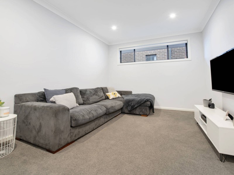 12 Yating Avenue, Schofields NSW 2762