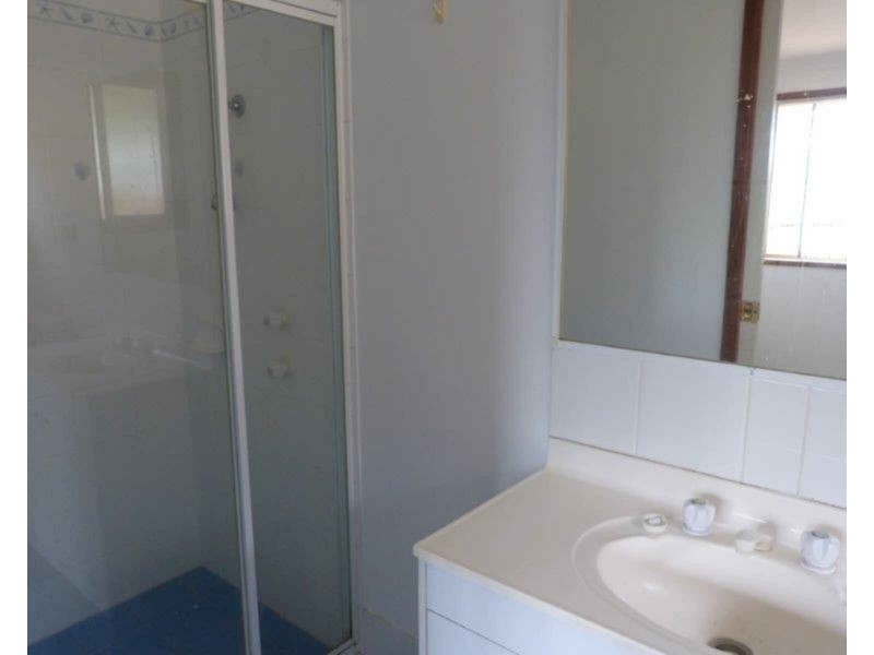 77 Manorhouse Blvd, Quakers Hill NSW 2763