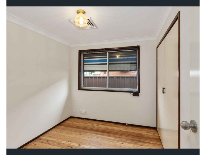 11 Elwood Crescent, Quakers Hill NSW 2763