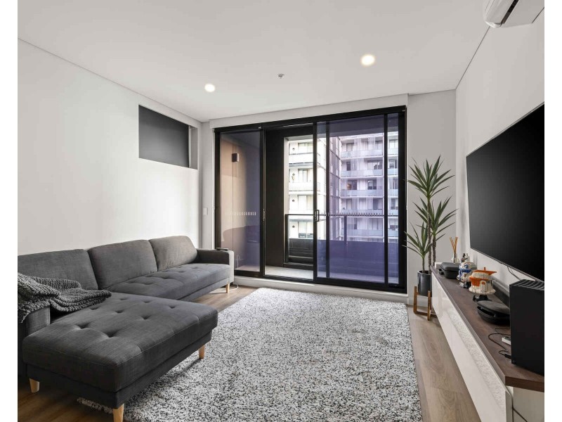 508/2c Lord Sheffield Circuit, Penrith NSW 2750