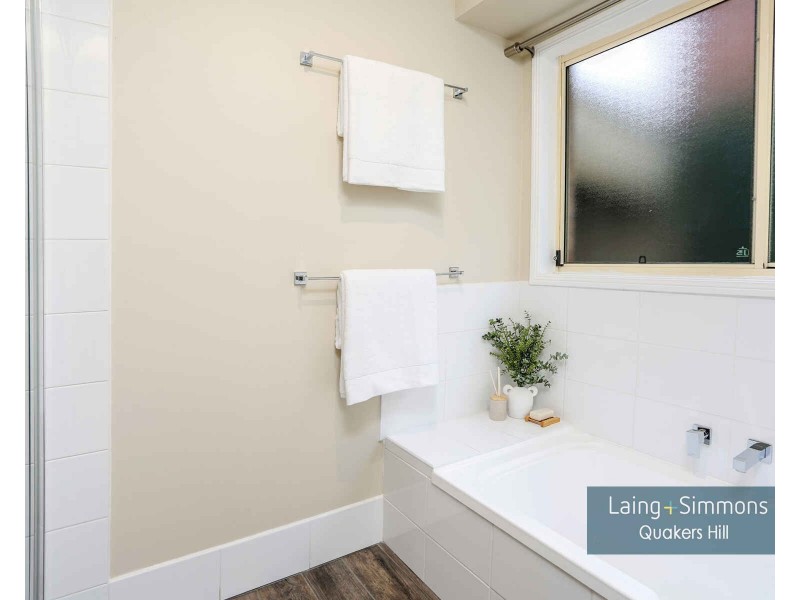 4 Gerlee Place, Quakers Hill NSW 2763