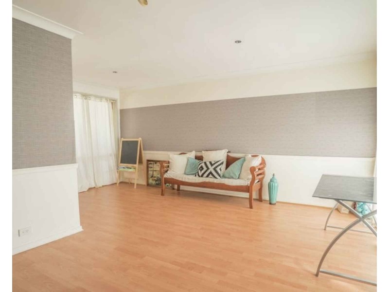 11 Toomey Crescent, Quakers Hill NSW 2763