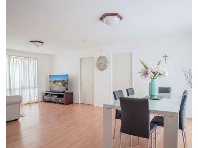 11 Toomey Crescent, Quakers Hill NSW 2763