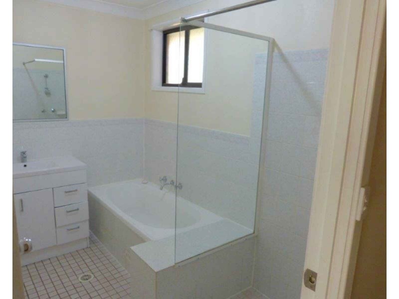 25 Woldhuis Street, Quakers Hill NSW 2763