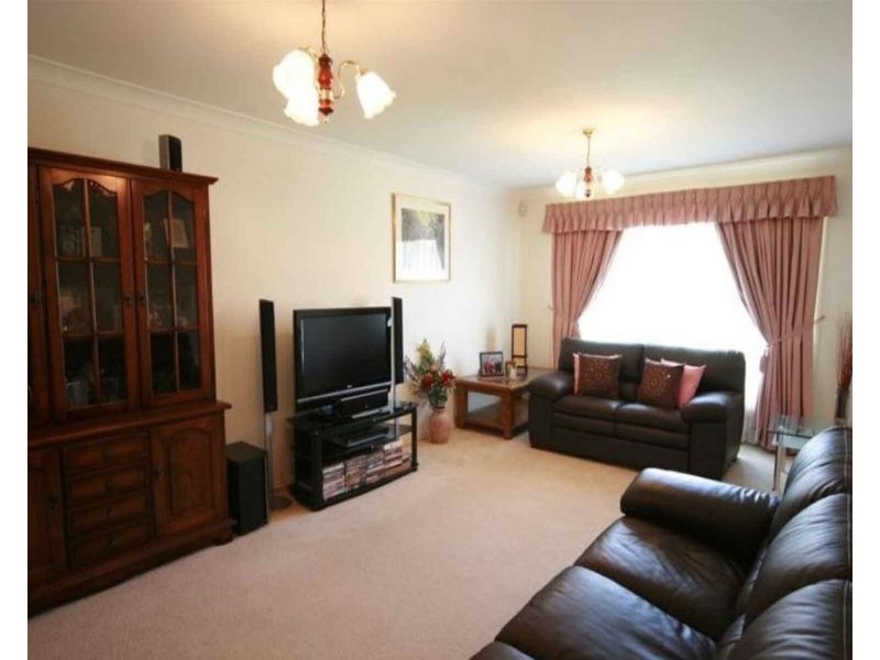 8 Sciarra Crescent, Acacia Gardens NSW 2763