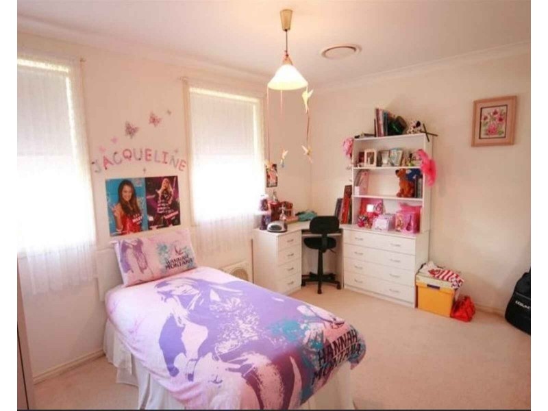 8 Sciarra Crescent, Acacia Gardens NSW 2763