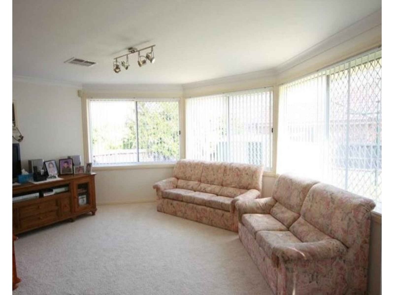 8 Sciarra Crescent, Acacia Gardens NSW 2763