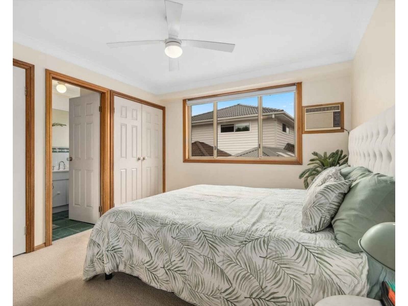 4b Rutledge Crescent, Quakers Hill NSW 2763