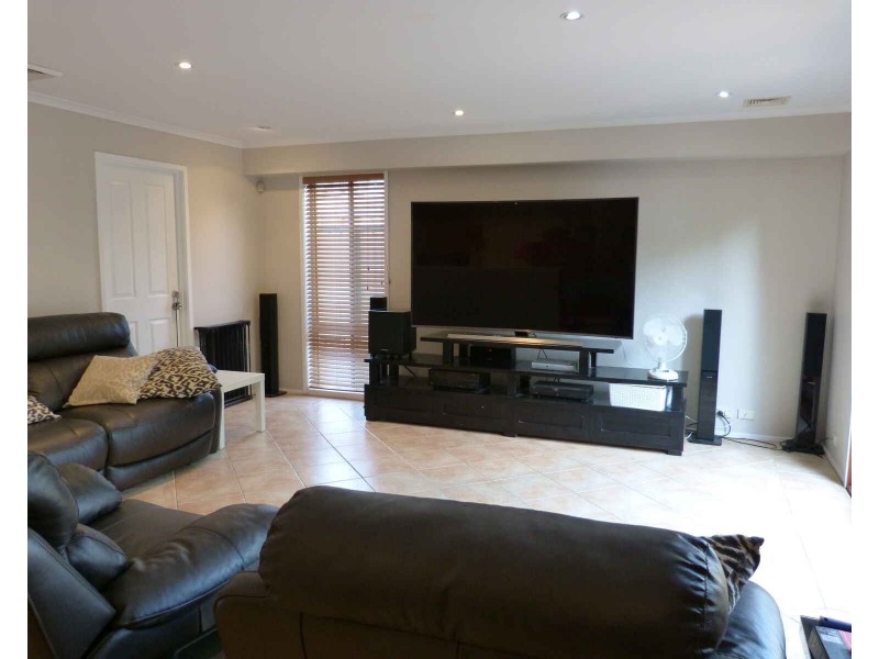 3 Errol Place, Quakers Hill NSW 2763