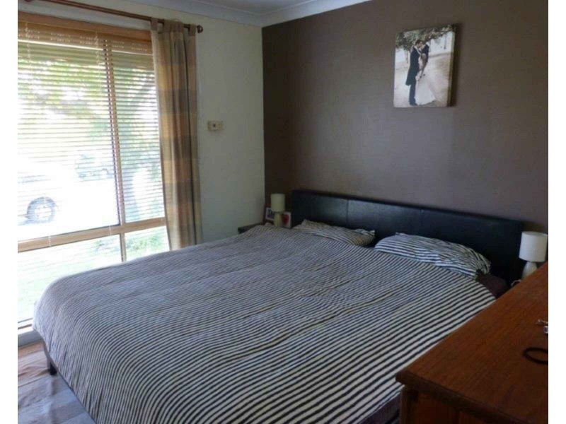 6 Crispin Place, Quakers Hill NSW 2763