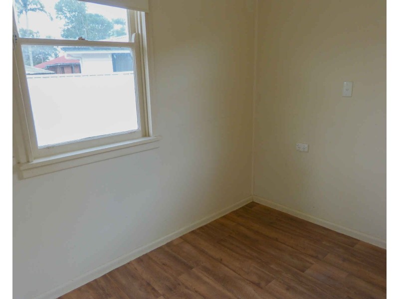 6 Lang Crescent, Blackett NSW 2770