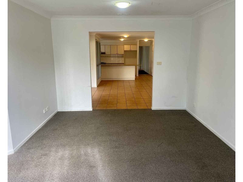 21 Sorrento Drive, Glenwood NSW 2768