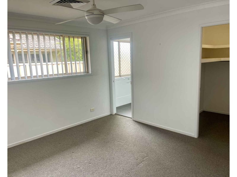 21 Sorrento Drive, Glenwood NSW 2768