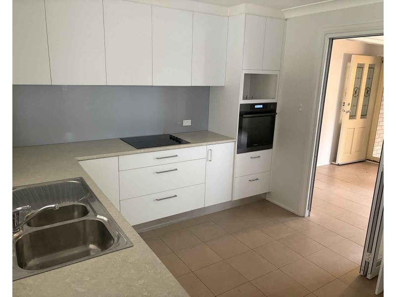 7 Marx Place, Quakers Hill NSW 2763