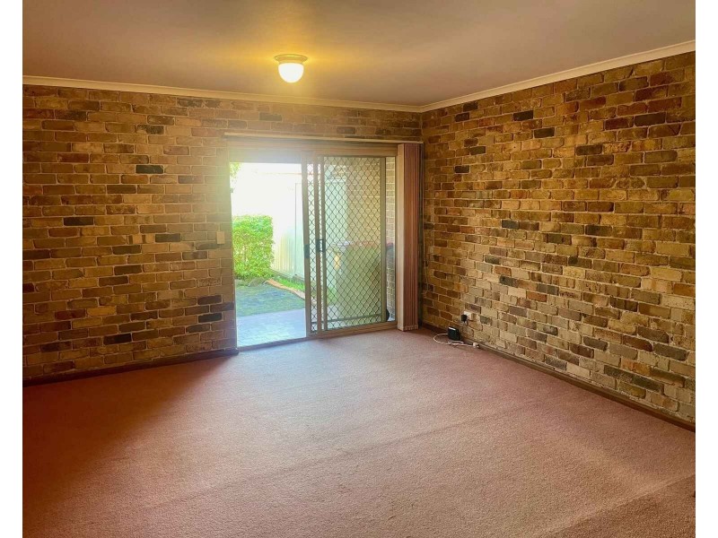 4/19 Torrance Crescent, Quakers Hill NSW 2763