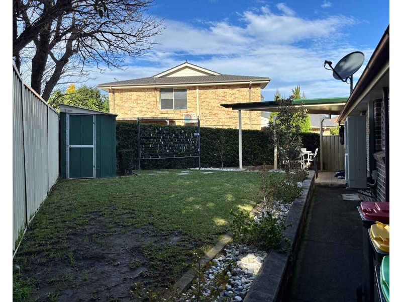 2/11 Refalo Place, Quakers Hill NSW 2763
