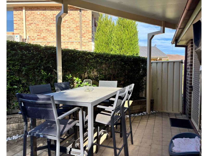 2/11 Refalo Place, Quakers Hill NSW 2763