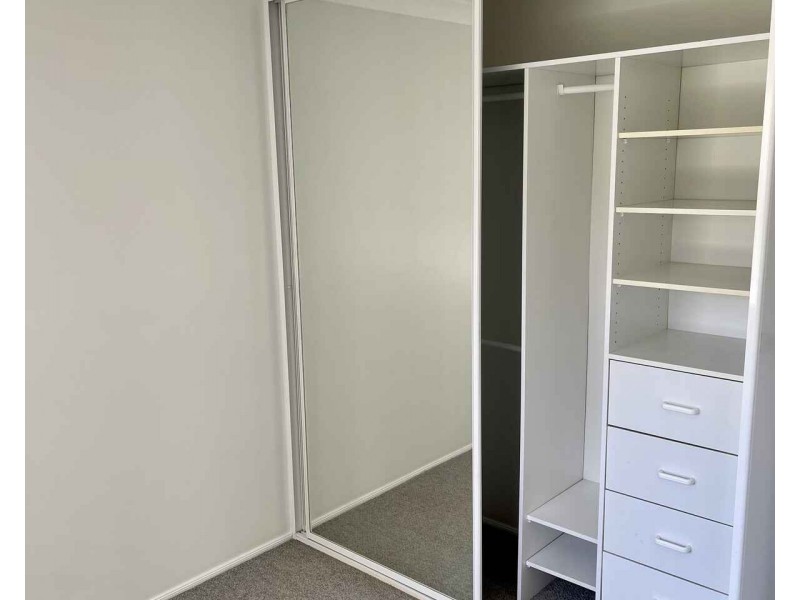 4 Goddard Crescent, Quakers Hill NSW 2763