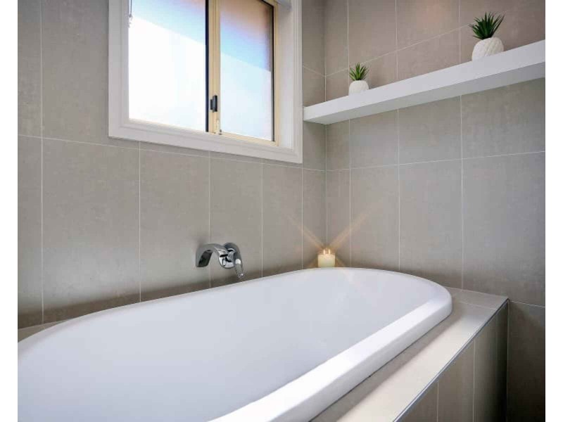 4a Rutledge Crescent, Quakers Hill NSW 2763