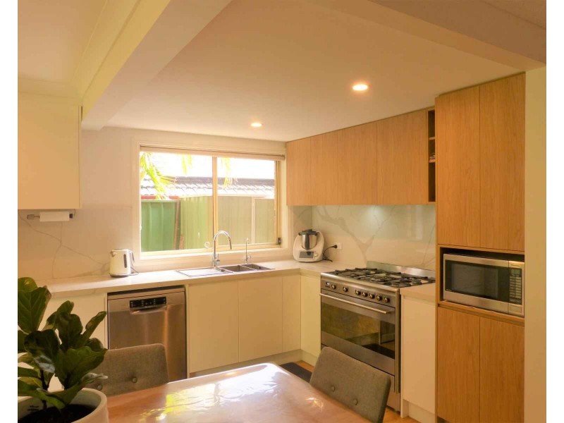 16b Corbin Avenue, Quakers Hill NSW 2763