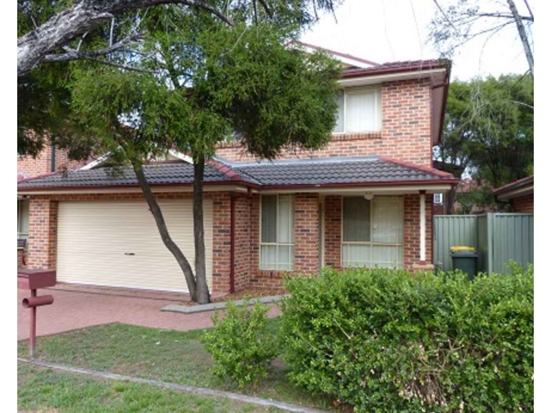 12 Hillcrest Road, Quakers Hill NSW 2763