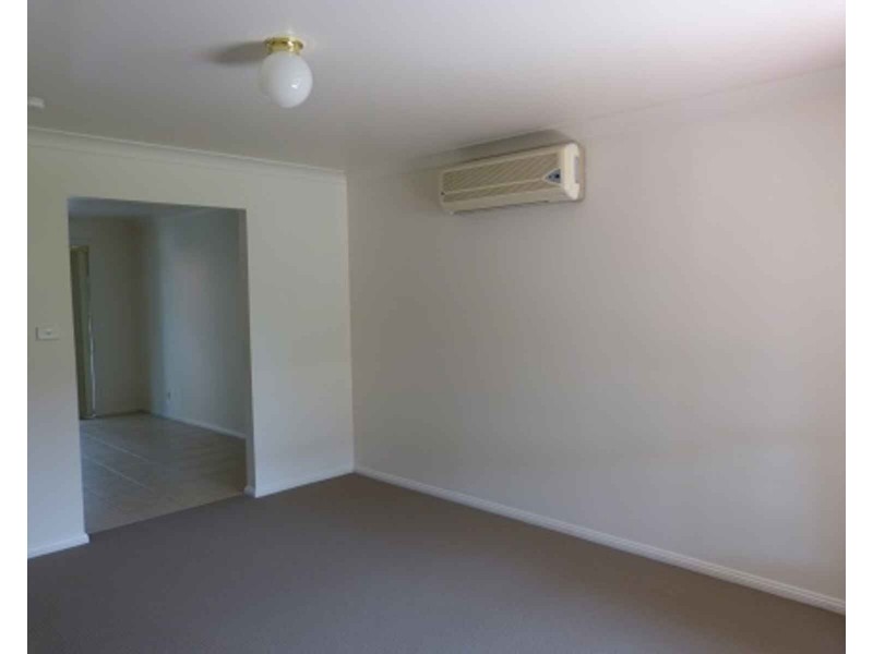 12 Hillcrest Road, Quakers Hill NSW 2763