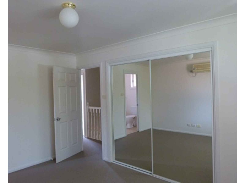 12 Hillcrest Road, Quakers Hill NSW 2763
