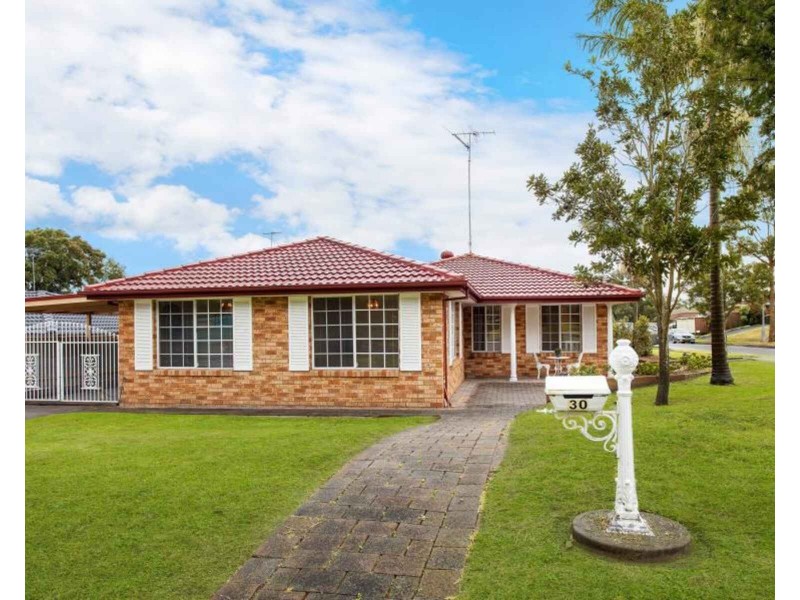 30 Sherridon Crescent, Quakers Hill NSW 2763