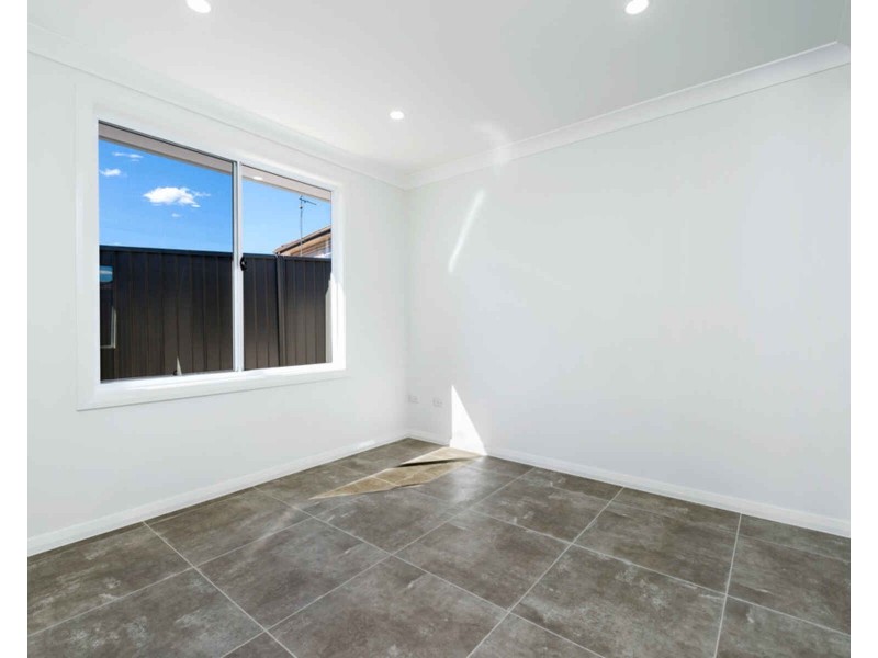 102a Seven Hills Road South, Seven Hills NSW 2147