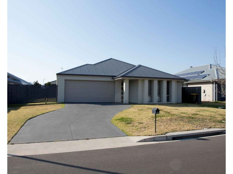 12 Pastoral Street, Pitt Town NSW 2756