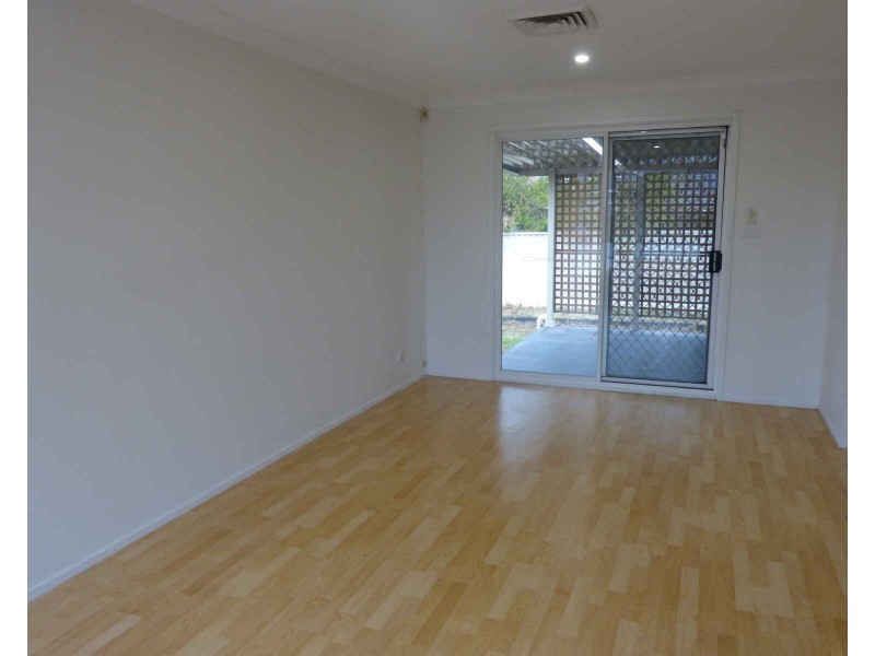 6 Bonzer Place, Glendenning NSW 2761