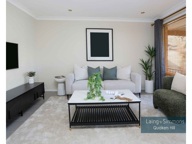 6 Crispin Place, Quakers Hill NSW 2763