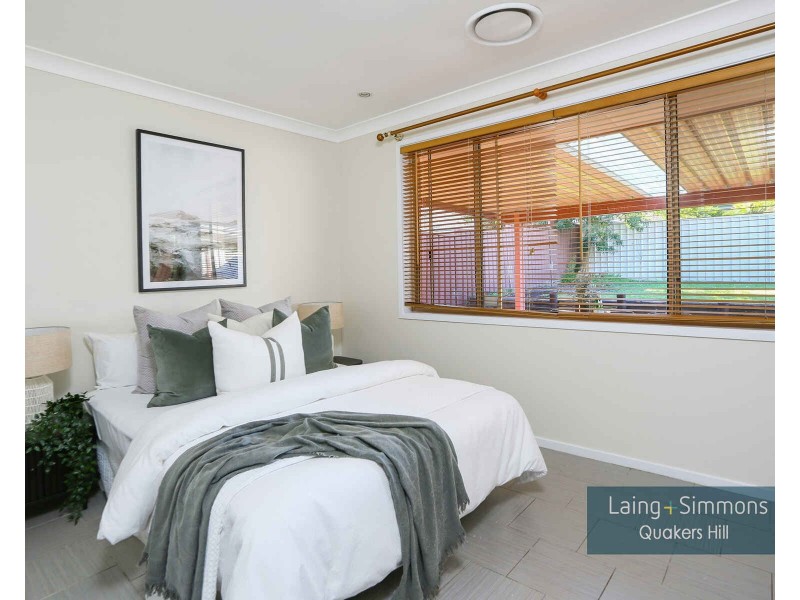 6 Crispin Place, Quakers Hill NSW 2763