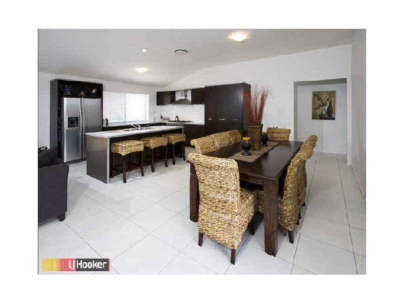 Warner QLD 4500