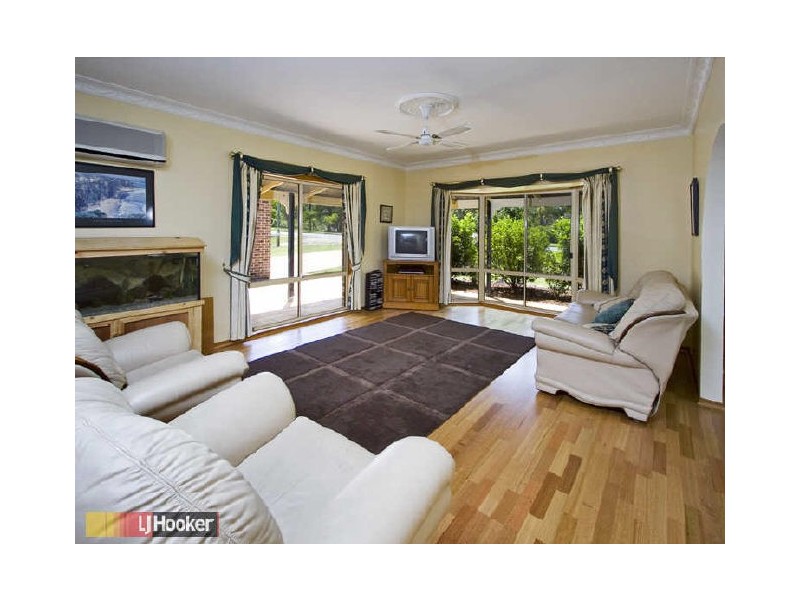 Eatons Hill QLD 4037