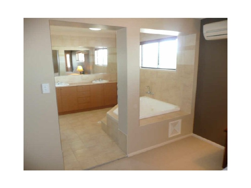 Albany Creek QLD 4035