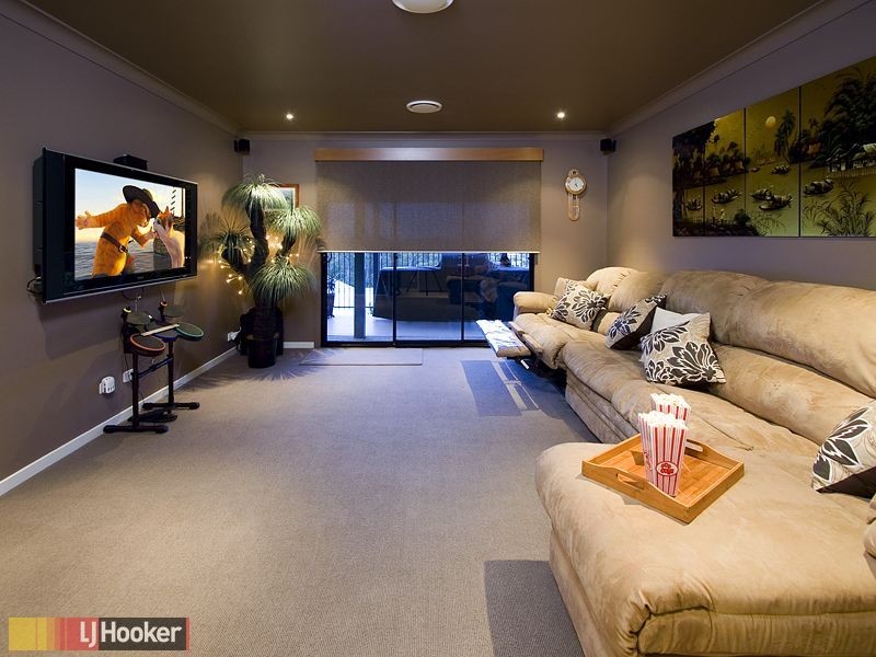 Eatons Hill QLD 4037