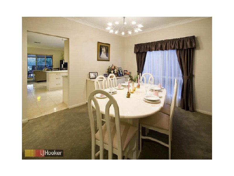 Eatons Hill QLD 4037