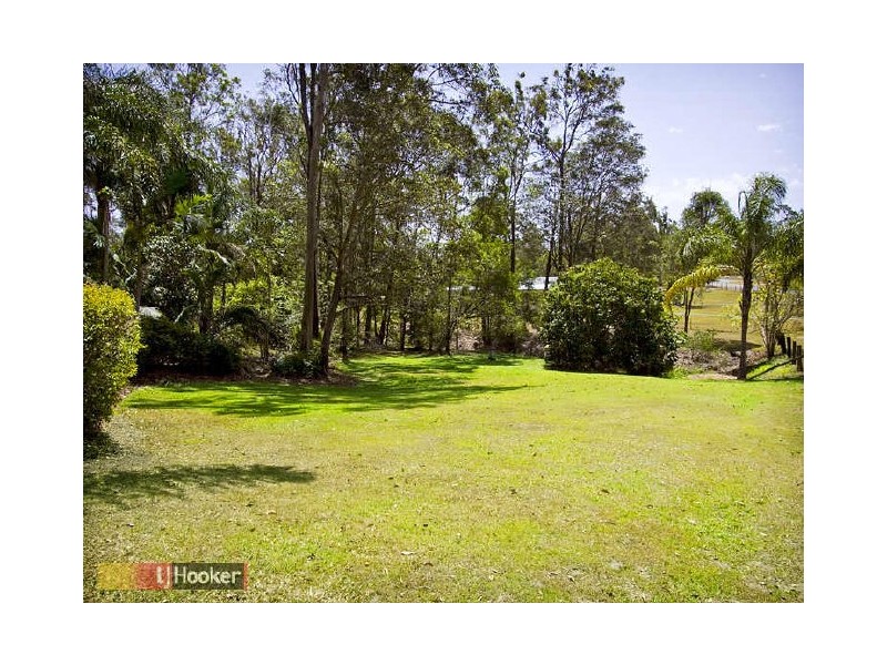 Eatons Hill QLD 4037