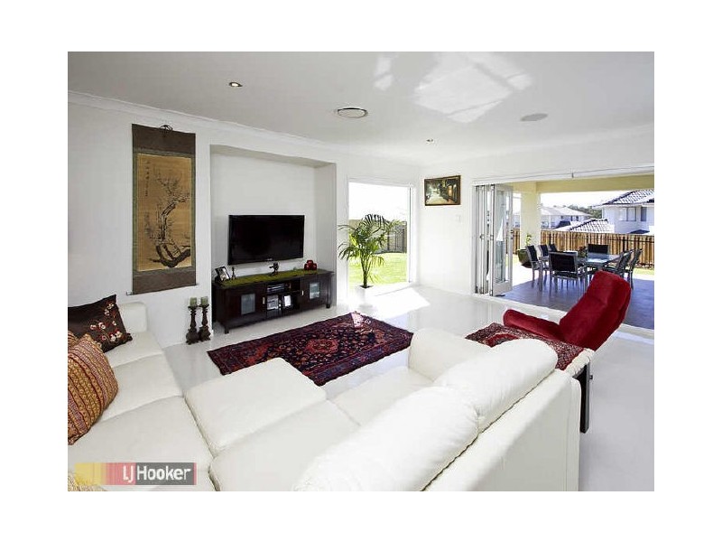 Eatons Hill QLD 4037