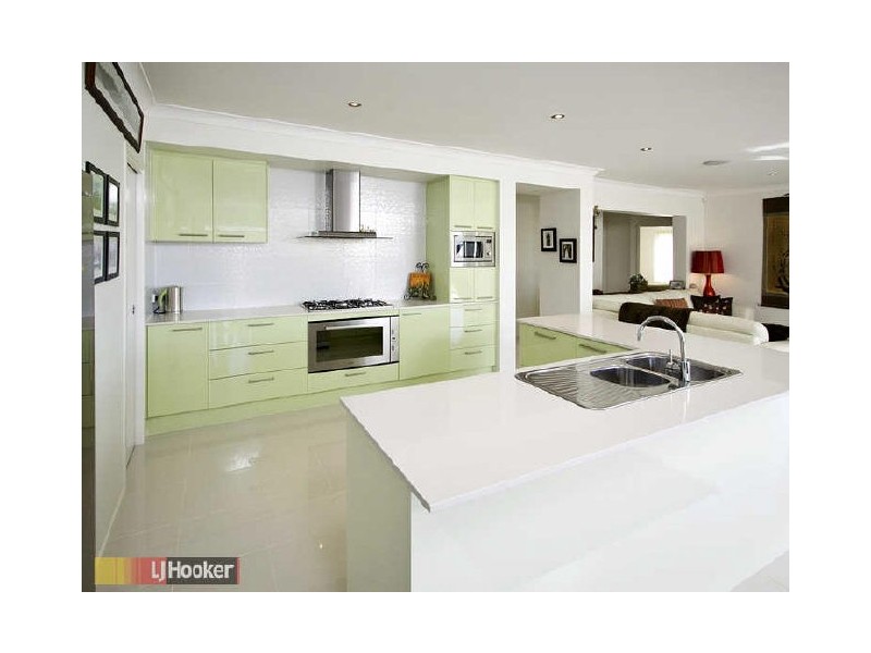 Eatons Hill QLD 4037