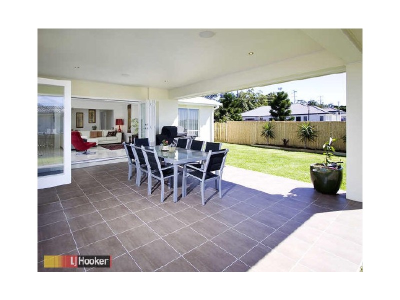 Eatons Hill QLD 4037