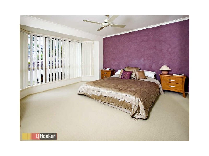 Eatons Hill QLD 4037