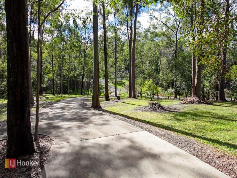 Eatons Hill QLD 4037