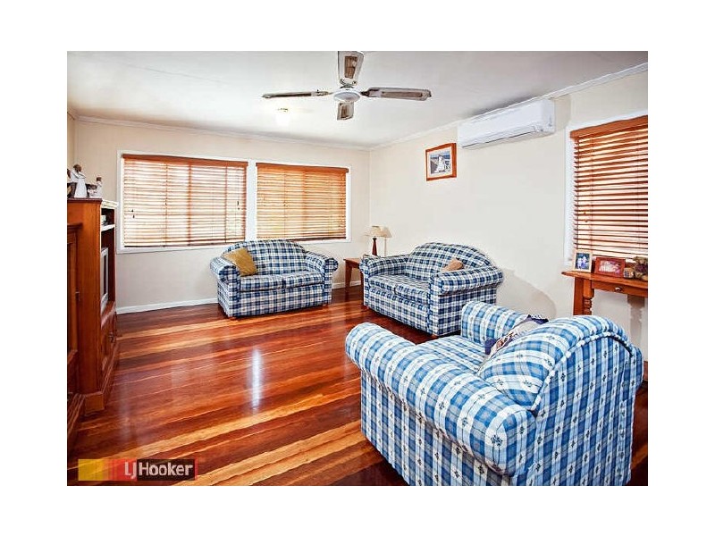 Arana Hills QLD 4054